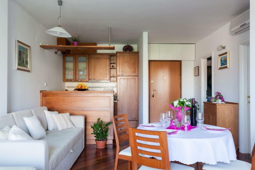 Apartment Maria - Free Garage Дубровник Экстерьер фото